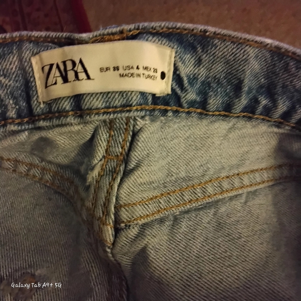 Zara High Rise Lightwash Distressed  5 Pocket Wide Leg Jeans - Picture 5 of 9